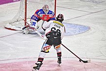 Herren, Eishockey, Oberliga-Süd, Saison 2022-2023, Deggendorfer SC - ECDC Memmingen Indians, 14. Spieltag,  11.11.2022