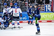 Eishockey, Herren, DEL, Saison 2021-2022, Playoff, Viertelfinale, Spiel 1, Straubing Tigers - Adler Mannheim, 10.04.2022