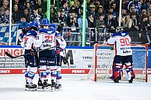 Eishockey, Herren, DEL, Saison 2021-2022, Playoff, Viertelfinale, Spiel 1, Straubing Tigers - Adler Mannheim, 10.04.2022