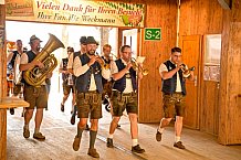 Eishockey, Herren, DEL, Saison 2023-2023, Straubing Tigers, Teampräsentation, Weckmannszelt, Gäubodenvolksfest, 13.08.2022