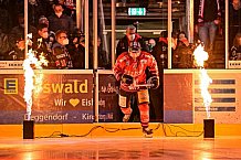 Herren, Eishockey, Oberliga-Süd, Saison 2021-2022, Playoffs, Spiel 3, Deggendorfer SC - EC Hannover Indians,  24.03.2022