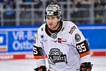 Eishockey, Herren, DEL, Saison 2022-2023, Hauptrunde, Straubing Tigers - Löwen Frankfurt, 7. Spieltag, 02.10.2022