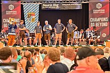 Eishockey, Herren, DEL, Saison 2023-2023, Straubing Tigers, Teampräsentation, Weckmannszelt, Gäubodenvolksfest, 13.08.2022