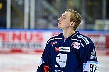 Eishockey, Herren, DEL, Saison 2021-2022, 25. Spieltag, Straubing Tigers - Augsburger Panther,  20.02.2022