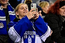 Eishockey, Herren, Penny DEL, DEL, Saison 2022-2023, Hauptrunde, Straubing Tigers - Grizzlys Wolfsburg, 27. Spieltag, 04.12.2022