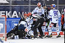Eishockey, Herren, DEL, Saison 2020 2021, Straubing Tigers - Schwenninger Wild Wings, 25.01.2021