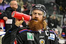 Herren, Eishockey, Oberliga-Süd, Saison 2021-2022, 29. Spieltag, Deggendorfer SC - Star Bulls Rosenheim,  30.01.2022