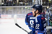 Eishockey, Herren, DEL, Saison 2021-2022, Playoff, Viertelfinale, Spiel 3, Straubing Tigers - Adler Mannheim, 14.04.2022