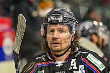 Herren, Eishockey, Oberliga-Süd, Saison 2021-2022, 29. Spieltag, Deggendorfer SC - Star Bulls Rosenheim,  30.01.2022