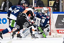 Eishockey, Herren, DEL, Saison 2021-2022, 39. Spieltag, Straubing Tigers - Grizzlys Wolfsburg,  18.02.2022