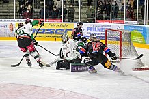 Herren, Eishockey, Oberliga-Süd, Saison 2021-2022, 29. Spieltag, Deggendorfer SC - Star Bulls Rosenheim,  30.01.2022