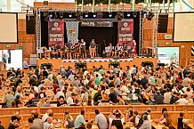 Eishockey, Herren, DEL, Saison 2023-2023, Straubing Tigers, Teampräsentation, Weckmannszelt, Gäubodenvolksfest, 13.08.2022