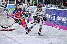 Herren, Eishockey, Oberliga-Süd, Saison 2022-2023, DEB, Deggendorfer SC - EHF Passau Black Hawks, 30. Spieltag,  28.12.2022