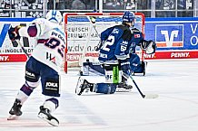 Eishockey, Herren, Penny DEL, Playoffs, Halbfinale, Spiel 2, Saison 2023-2024, Straubing Tigers - Eisbären Berlin, n03.04.2024