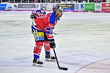 Herren, Eishockey, Oberliga-Süd, Saison 2022-2023, DEB, Deggendorfer SC - EHF Passau Black Hawks, 30. Spieltag,  28.12.2022