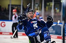 Eishockey, Herren, DEL, Saison 2021-2022, Playoff, Viertelfinale, Spiel 3, Straubing Tigers - Adler Mannheim, 14.04.2022