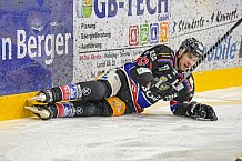 Herren, Eishockey, Oberliga-Süd, Saison 2021-2022, 29. Spieltag, Deggendorfer SC - Star Bulls Rosenheim,  30.01.2022