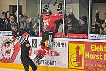 Herren, Eishockey, Oberliga-Süd, Saison 2021-2022, Playoffs, Spiel 3, Deggendorfer SC - EC Hannover Indians,  24.03.2022