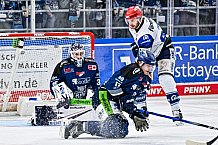 Eishockey, Herren, Penny DEL, Playoffs, Viertelfinale, Spiel 3, Saison 2023-2024, Straubing Tigers - Schwenninger Wild Wings,22.03.2024