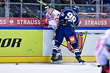 Eishockey, Herren, CHL, Champions Hockey League, Saison 2022-2023, Achtelfinale, Straubing Tigers - Frölunda HC Göteborg, Rückspiel, 22.11.2022