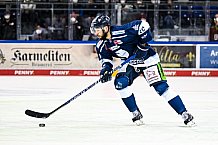 Eishockey, Herren, DEL, Saison 2021-2022, 39. Spieltag, Straubing Tigers - Grizzlys Wolfsburg,  18.02.2022