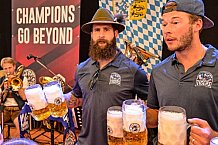 Eishockey, Herren, DEL, Saison 2023-2023, Straubing Tigers, Teampräsentation, Weckmannszelt, Gäubodenvolksfest, 13.08.2022