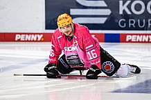 Eishockey, Herren, DEL, Saison 2021-2022, 56. Spieltag, Straubing Tigers - Fishtown Pinguins Bremerhaven,  18.03.2022