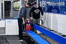Eishockey, Herren, DEL, Saison 2021-2022, 52. Spieltag, Straubing Tigers - Showtraining,  06.03.2022