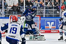 Eishockey, Herren, Penny DEL, Playoffs, Viertelfinale, Spiel 7, Saison 2023-2024, Straubing Tigers - Schwenninger Wild Wings,30.03.2024