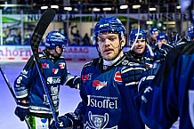 Eishockey, Herren, Penny DEL, Playoffs, Viertelfinale, Spiel 3, Saison 2023-2024, Straubing Tigers - Schwenninger Wild Wings,22.03.2024