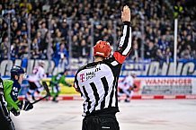 Eishockey, Herren, DEL, Saison 2022-2023, Hauptrunde, Straubing Tigers - Löwen Frankfurt, 7. Spieltag, 02.10.2022