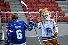 Eishockey, CHL, Champions Hockey League, 1. Spieltag, Saison 2022-2023, Gruppe F, Comarch Cracovia - Straubing Tigers, 02.09.2022
