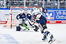 Eishockey, Herren, Penny DEL, Playoffs, Halbfinale, Spiel 4, Saison 2023-2024, Straubing Tigers - Eisbären Berlin, n07.04.2024