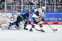 Eishockey, Herren, Penny DEL, Playoffs, Halbfinale, Spiel 2, Saison 2023-2024, Straubing Tigers - Eisbären Berlin, n03.04.2024